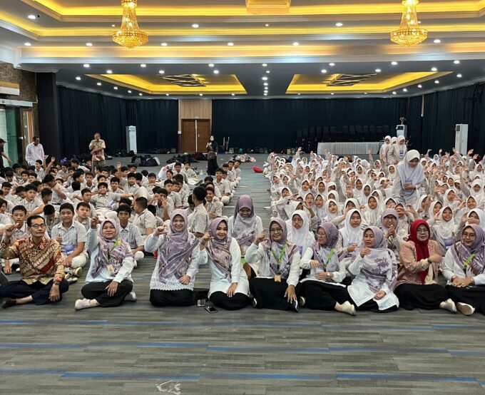Kegiatan Training motivasi kelas 7 MTsN 1 Kota Serang